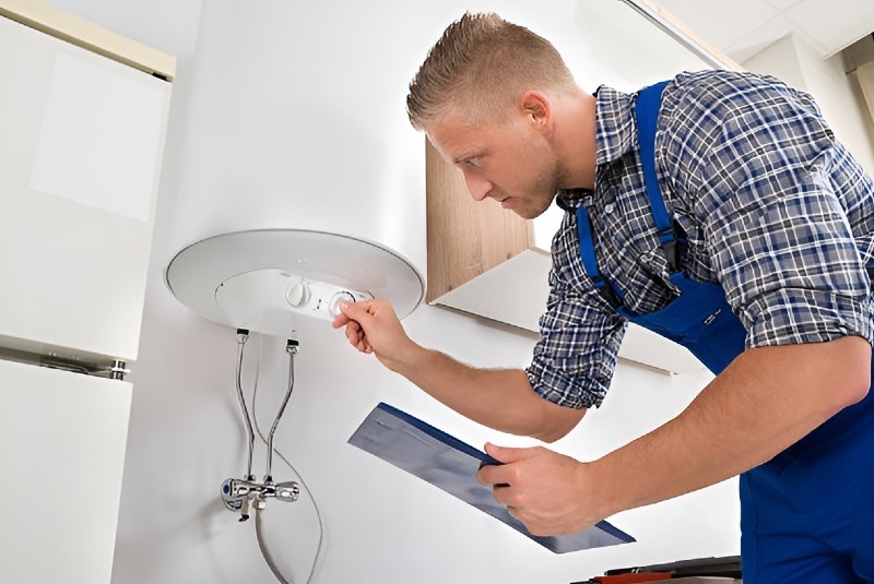 Water Heater repair in Del Aire